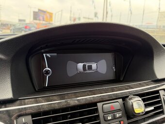 BMW Rad 3 Touring 335i  xDrive A/T - 15