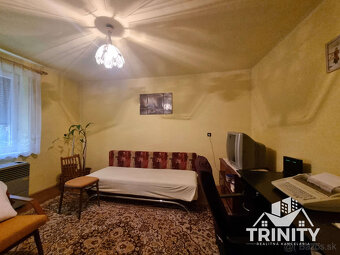 Výhradne - Na predaj tehlový 4-izbový rodinný dom v obci Kom - 15