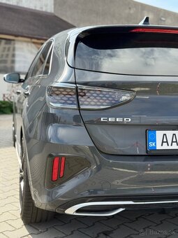 Kia Ceed 1.5 T-GDi GT Line A/T 117,5 kW - 15
