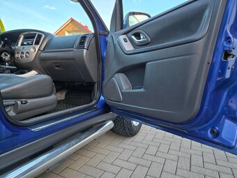 MAZDA TRIBUTE 2.3i 4x4 - 15