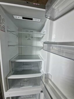 LG ... kombinovaná nerezová chladnička s mrazákom - 15