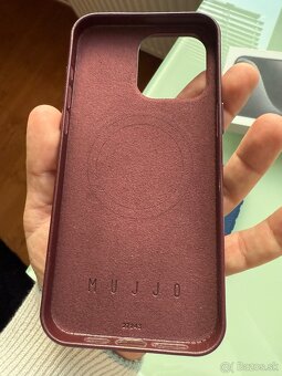 iPhone 15 Pro Max 256GB black titanium + 3x kožené kryty - 15