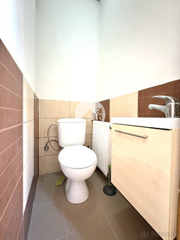 IBA U NÁS  Reality KOMPLEX s.r.o.,Vám ponúka na predaj na - 15