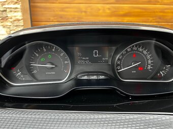 Peugeot 2008 1.2 PureTech Active - 15