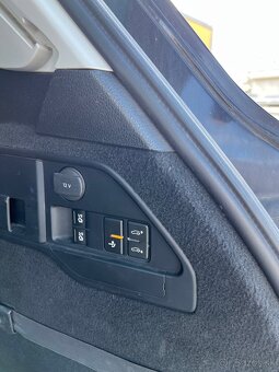 Volkswagen Touareg 3.0 TDI , 4x4, Vzduch - 15