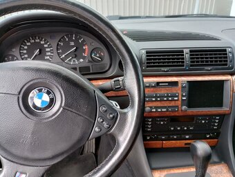 BMW 735i e38 - 15