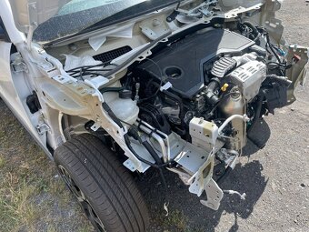 Citroen C3 1.2i 74kw, r.2025, klima - 15