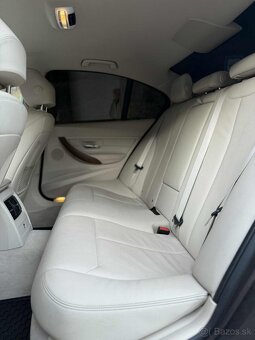 BMW 328i xDrive - 15