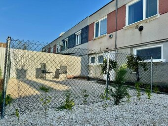 Veľký 1i byt s terasou na prenájom v Kolárove - 15