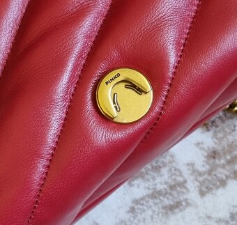 Kožená kabelka Pinko puff - 15