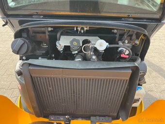 Minibager minirypadlo JCB 8016 CTS Cat Bobcat Volvo Kubota - 15