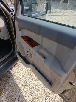 Jeep Commander - 15