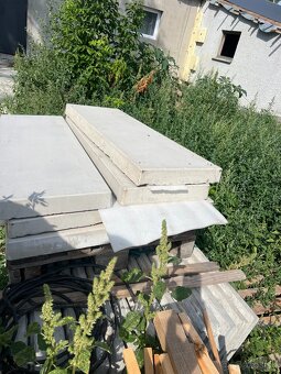 Predám betónové plotové platne a stĺpy - 15