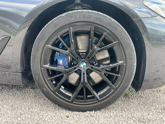 BMW Rad 5 Touring 530d xDrive M-Sportpaket - 89.000km - 2020 - 15