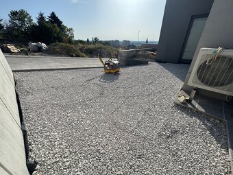 Hodinovy manzel ,prerabky,rekonstrukcie bytov,obklady dlazby - 15