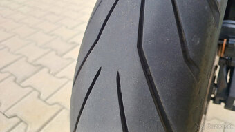 CF Moto 650 MT - 15