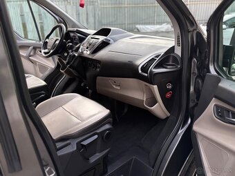 Ford Tourneo Custom 8 miest - 15