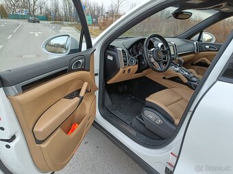 Porche Cayenne Premium 3.0 TDI 176 KW, 2017, SK-auto, DPH - 15