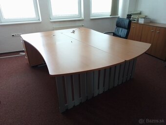Kancelársky nábytok - 15