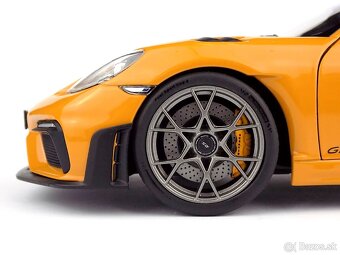 PORSCHE 718 CAYMAN GT4 RS WEISSACH PAKET 2023 – 1:18 NOREV - 15