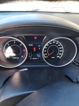 Mitsubishi Outlander 2.2 did 130 kw/ 4x4 /2011/ 7000+ dohoda - 15