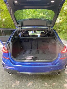 BMW 320d Touring xDrive - 15