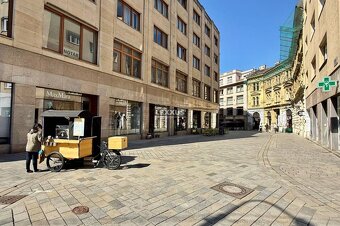 | 2i zariadený byt , Laurinská ul., BA I.- Staré Mesto, 57,3 - 15
