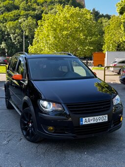 Volkswagen touran cross 2,0 TDi 103 kW - 15