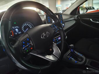 Hyundai i30 AUTOMAT len 68 tisíc km - 15