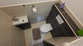 Predaj 4 izbový bungalov s pozemkom 663 m2 v obci Vydrany - 15