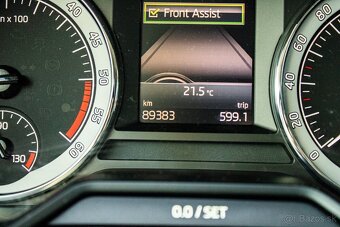 Škoda Octavia Combi 2.0 TDI Ambition DSG - 15