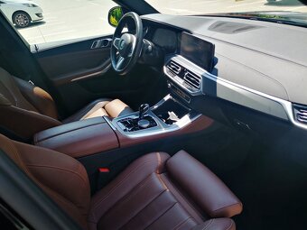 BMW X5 xDrive45e M Sport – 04/2022 - 15