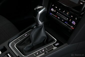 VW Passat Variant 2.0TDI 110kW Manual ACC Kamera LED Tažné - 15
