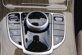 Mercedes-Benz GLC SUV 350e 4MATIC Plug-in Hybrid - 15