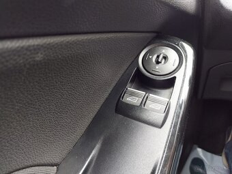 Ford Fiesta 1.0 EcoBoost SCTi Titanium - 15