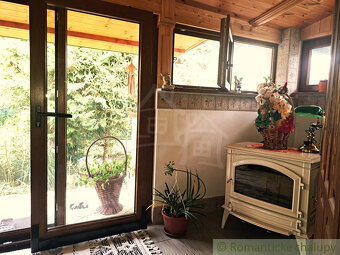 Romantická chata v rekreačnej oblasti v peknom lesnom pros - 15