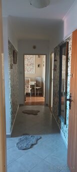 Predám 2-izbový byt s balkónom - 15