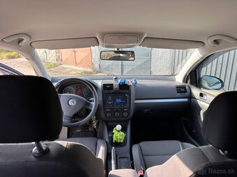 Predám Golf 5 , 1.4 Benzín 66kw - 15