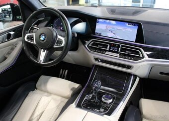 BMW X7 xDrive40d M Sport Individual / nafta poloautomat - 15