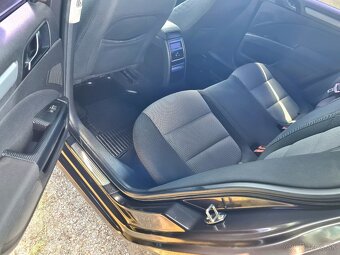 Škoda Superb 2,0TDI 103KW ELEGANCE MAX 6.st.manuál - 15