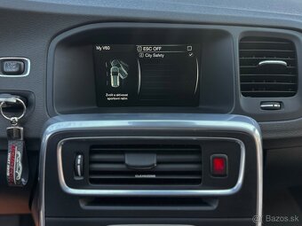 Volvo V60 D3 2.0L 150k Momentum Geartronic - 15