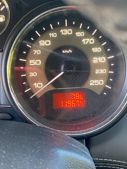 Peugeot RCZ.  2.0 HDI. - 15