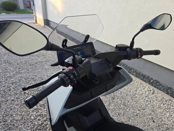 BMW  CE 04, Mesačne: 203€ - 15