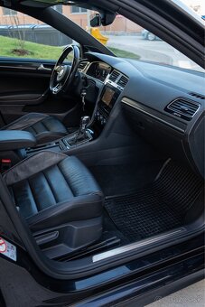 Volkswagen Golf GTD 2.0TDI Virtual - 15