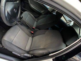 Škoda Rapid 1.2tsi 63kW klimatizace 2014 160tkm ČR STK 6/27 - 15