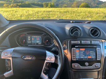 Mondeo IV kombi 2.0 Tdci Titanium - 15