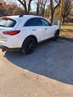 Infiniti FX30DS - 15