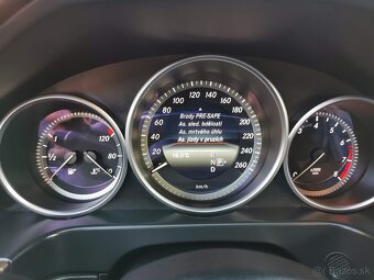 Mercedes E500 - 15