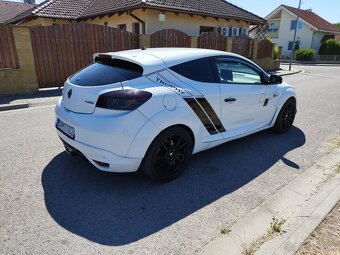 Renault Megane RS. Trophy - 15