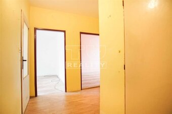Veľký 2-izbový byt s balkónom v širšom centre, Nové... - 15